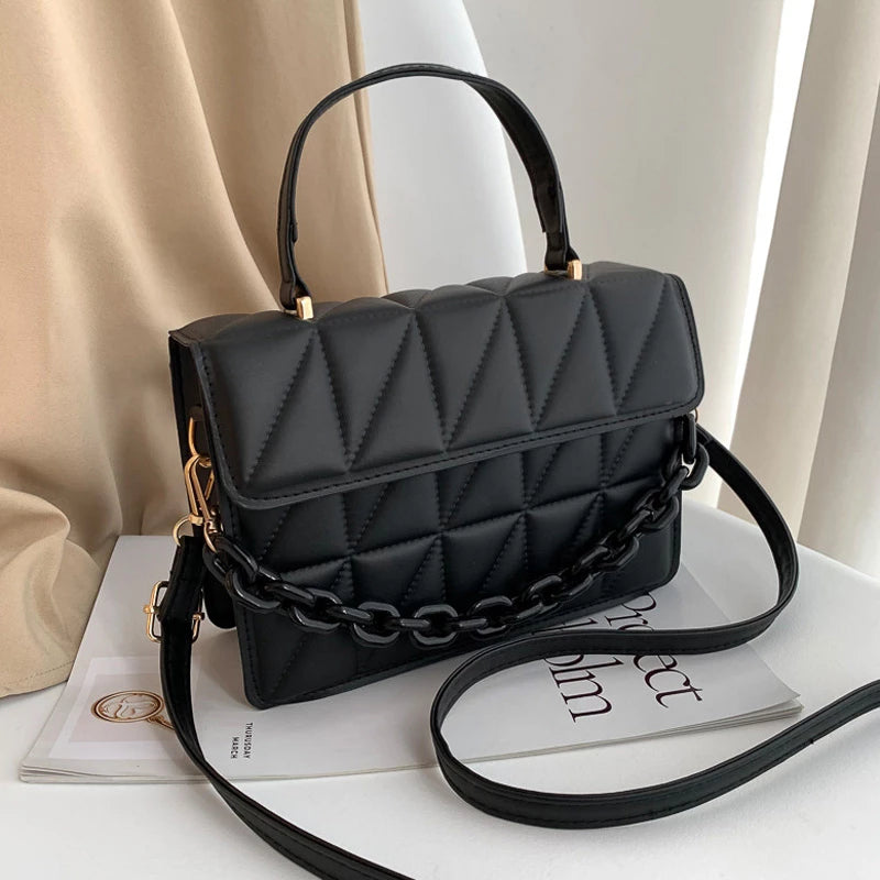Bolsa Feminina Corrente